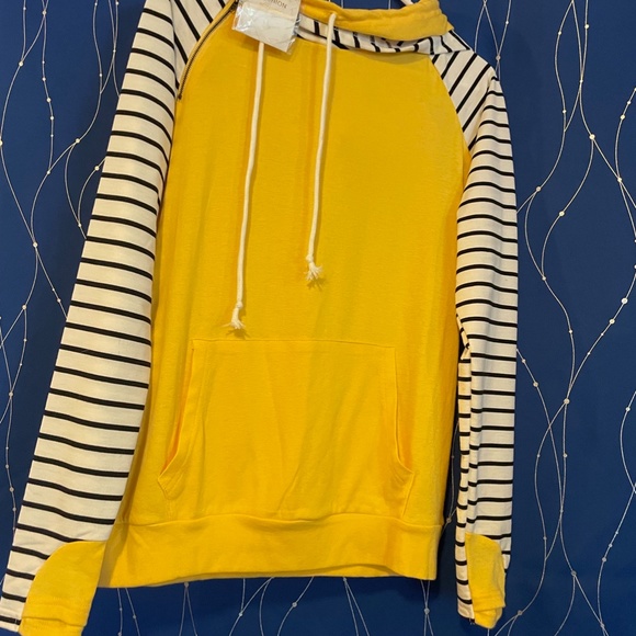 Brand New Yellow with Black Strips Hoodie, size Small (but runs big) for Women! - Picture 8 of 9